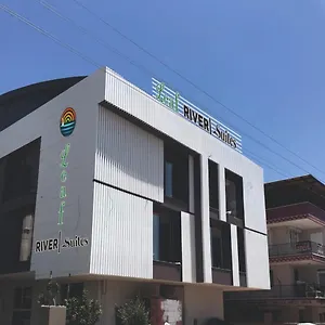 Leaf River Apart Otel